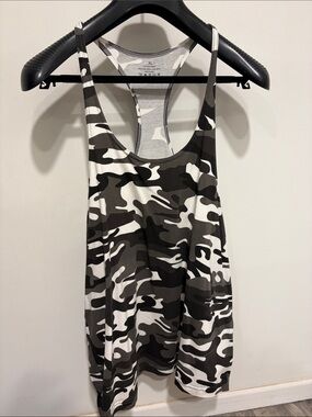 Men's Camo Racerback Tank Top - Black & White